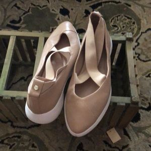 Taryn Rose Cross Strap Flats